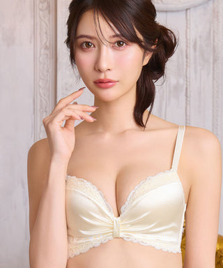 Satin Ribbon Wireless Maximum Boost Bra CHOMORI BRA(R)