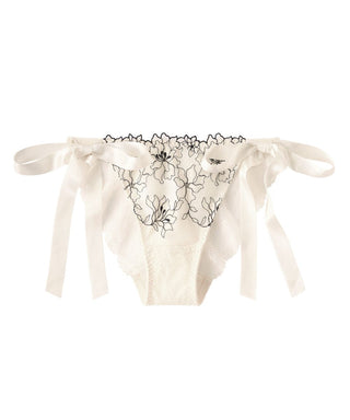 رفع الدانتيل الزهرية