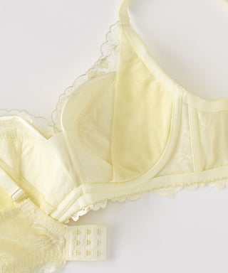 القائمة الكاملة لصدرية التنحيف الجانبية من الدانتيل (FGH Cup)