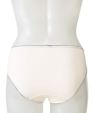 Banyak bunga seluar dalam bikini