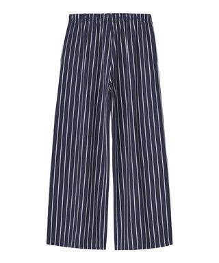 Conjunto superior e inferior con volantes a rayas