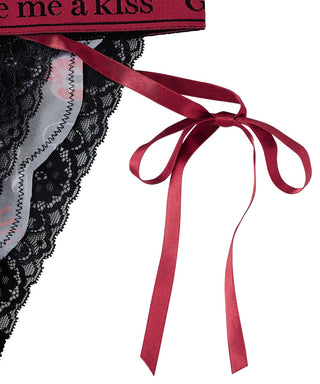 Peluk Cium Seluar Nakal