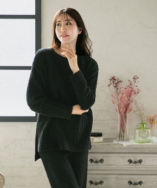 Warm Chenille Knit Top-and-Bottom Set