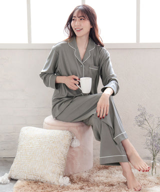 Conjunto de pijama estándar de un color arriba-abajo